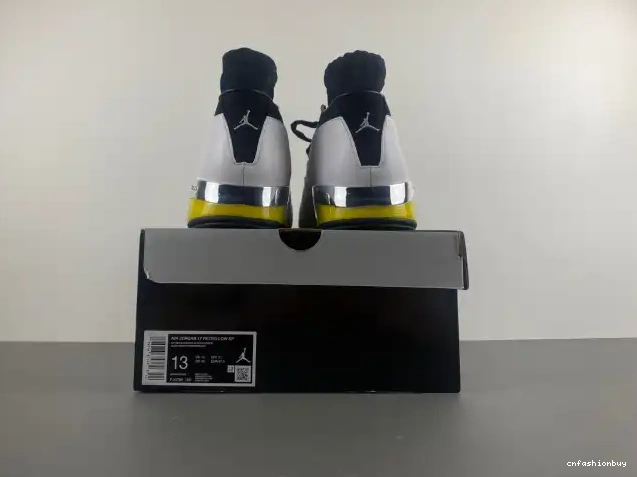 17 Low Lightning FJ0395-100 Jordan Air 0522